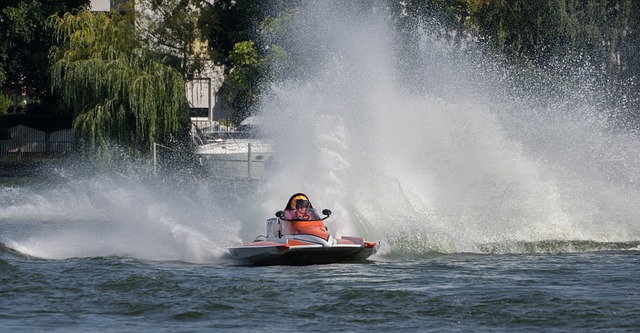 但工资太高了啊！曼联考虑引进德容，主帅滕哈格渴望与弟子重聚.